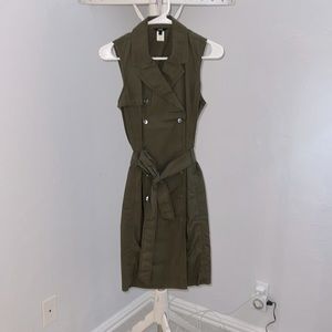 Women’s shirtdress
